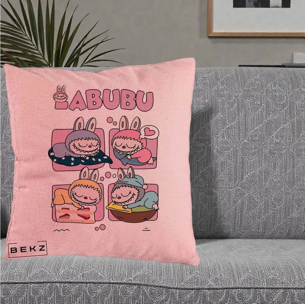 Perna Personalizata Labubu Sleeping Quad Grid, 40x40 cm, Roz, Husa Detasabila, Perna Inclusa, BEKZ®