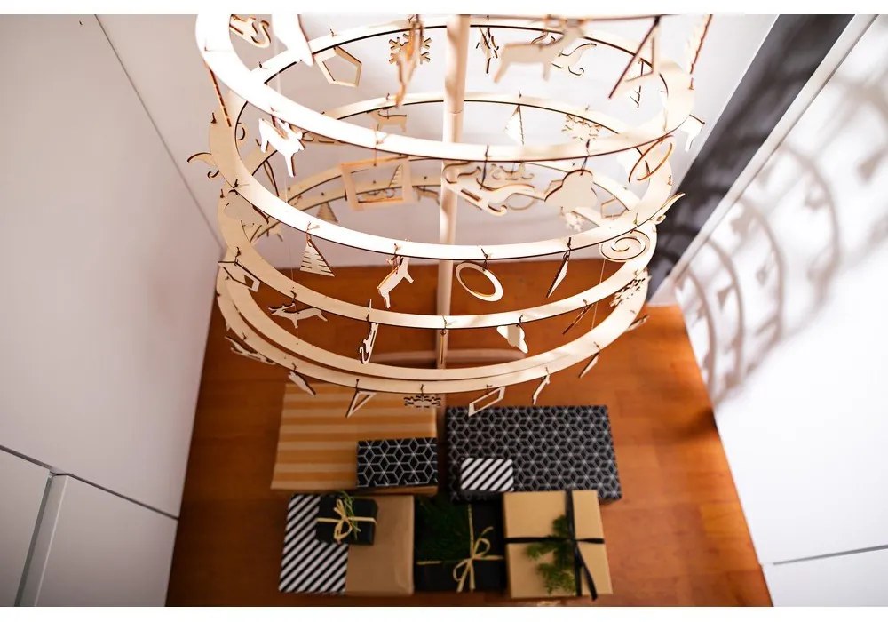 Set 10 decorațiuni de Crăciun din lemn Spira Medium