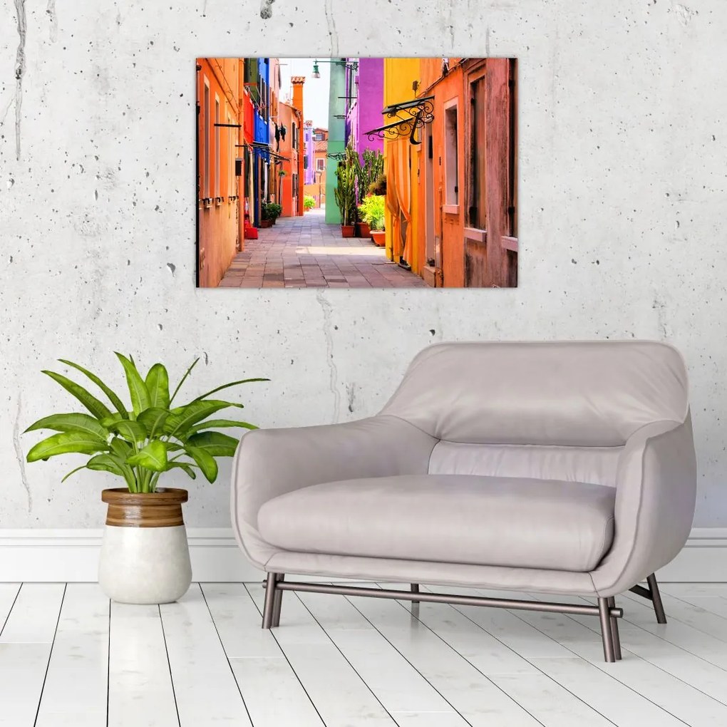 Tablou pe sticlă cu străduță colorata italiană (70x50 cm)