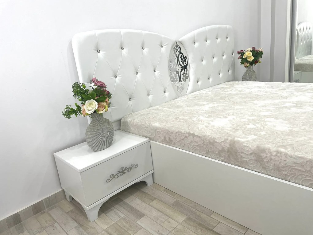 Dormitor Viena, culoare alb, cu pat tapitat 160 x 200 cm, dulap cu 2 usi, comoda cu oglinda, 2 noptiere