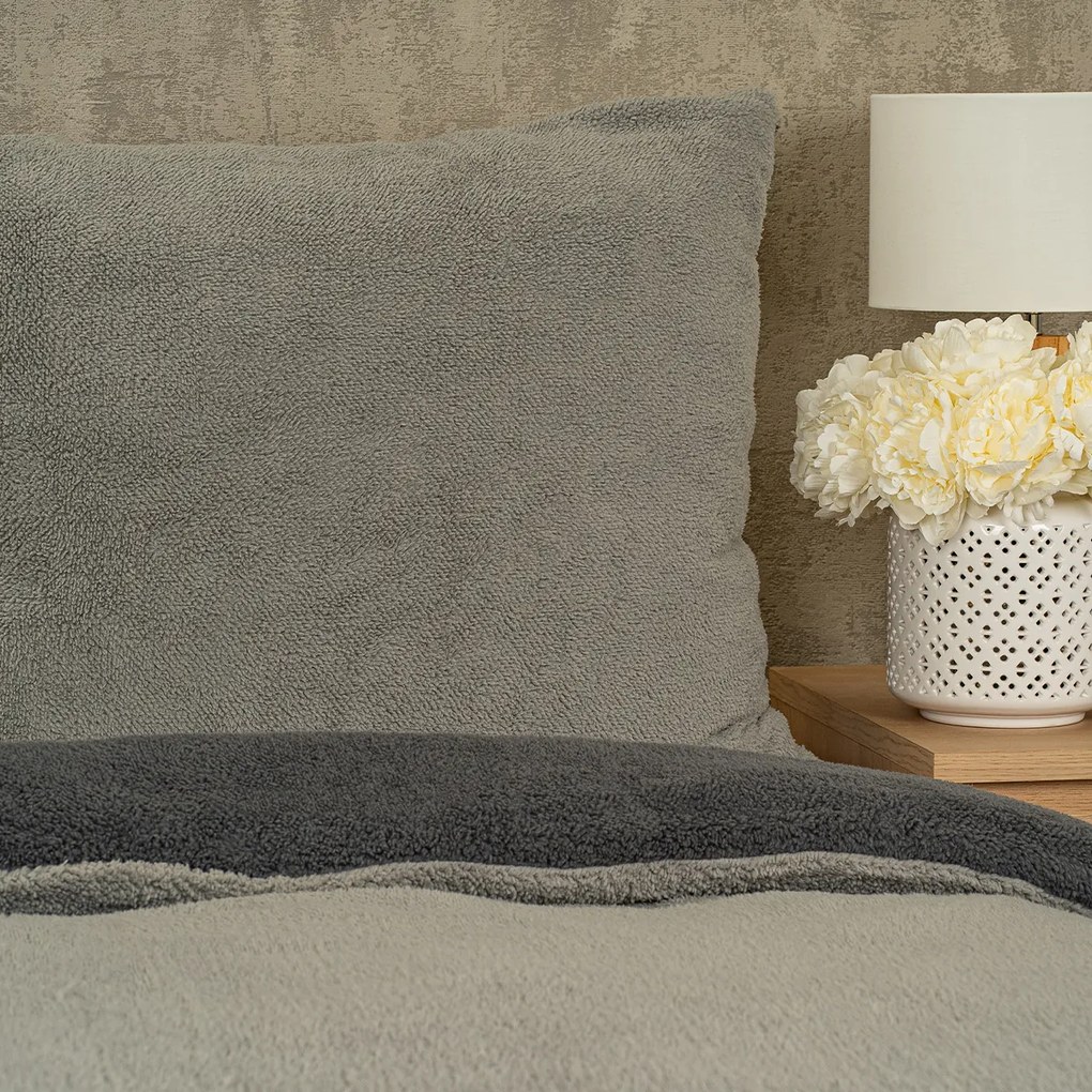 Lenjerie de pat din blăniță 4Home Teddy gri,140 x 200 cm, 70 x 90 cm