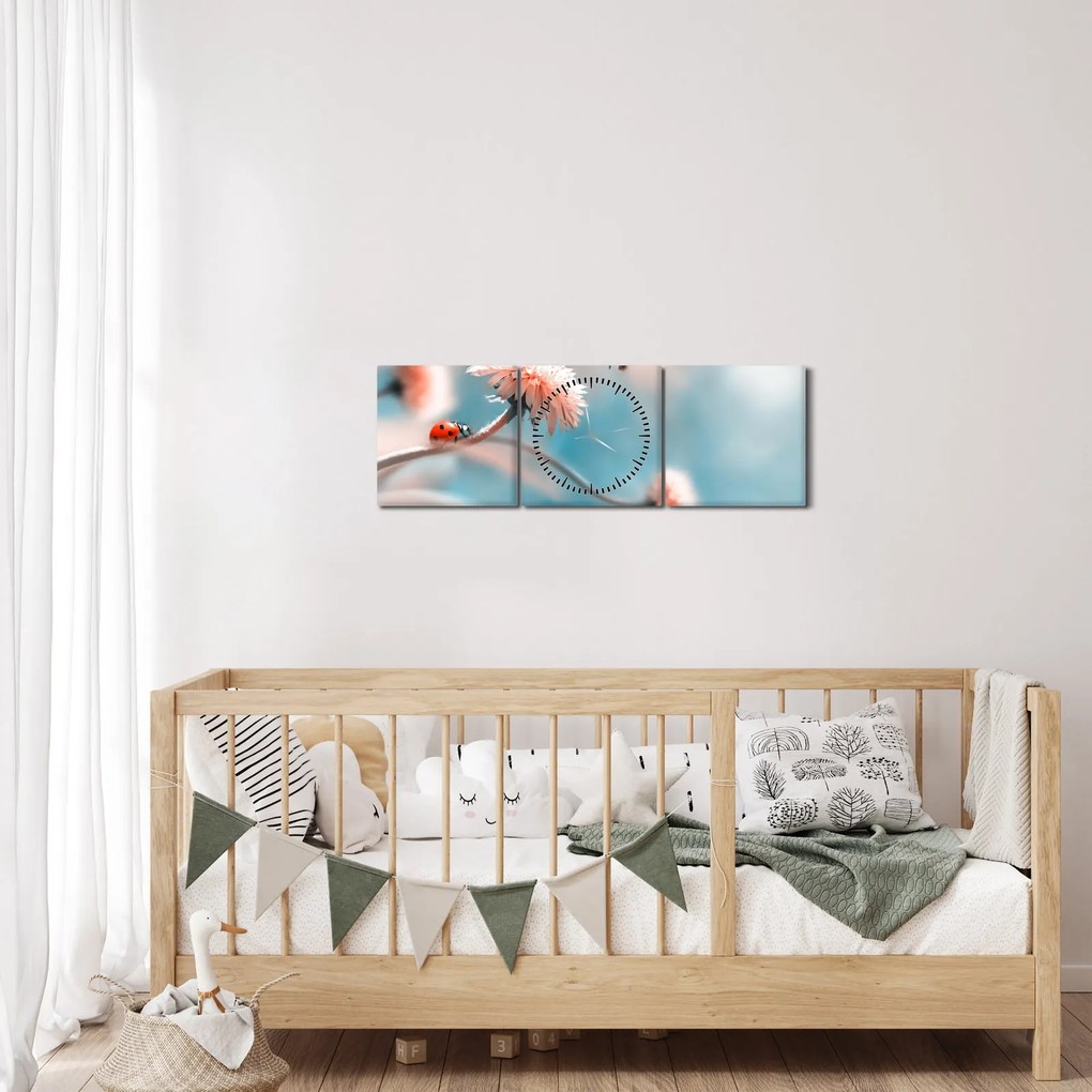 Tablou - Buburuze pe floare (cu ceas) (90x30 cm)