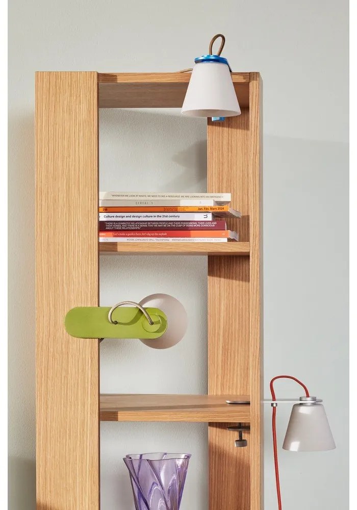 Bibliotecă în culoare naturală cu aspect de lemn de stejar 45x140x45 cm Merge – Hübsch