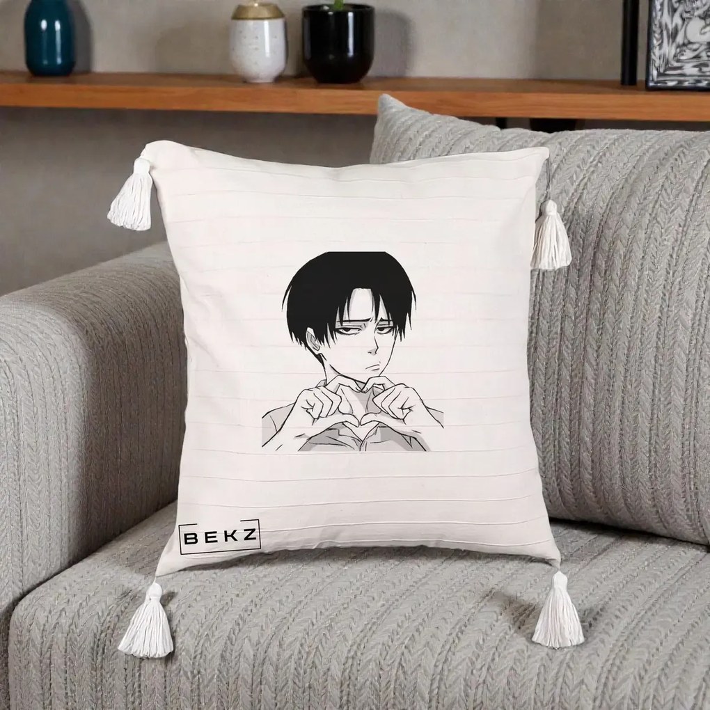 Perna Personalizata Levi Ackerman Inima, 40x40 cm, Bej cu Franjuri, Husa Detasabila, Perna Inclusa, BEKZ®