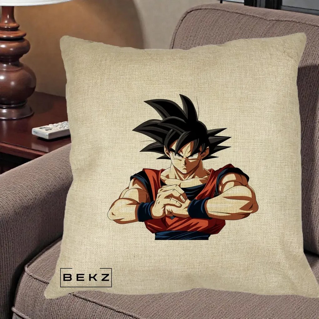 Perna Personalizata Dragon Ball Goku Portret Serios, 40x40 cm, Crem, Husa Detasabila, Perna Inclusa, BEKZ®