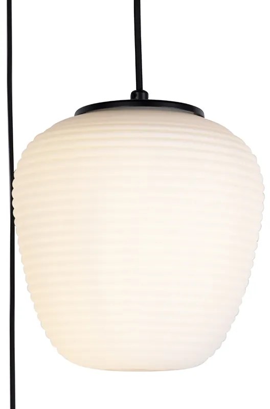 Lampă suspendată de design neagră cu 3 lumini cu sticlă opala - Hero
