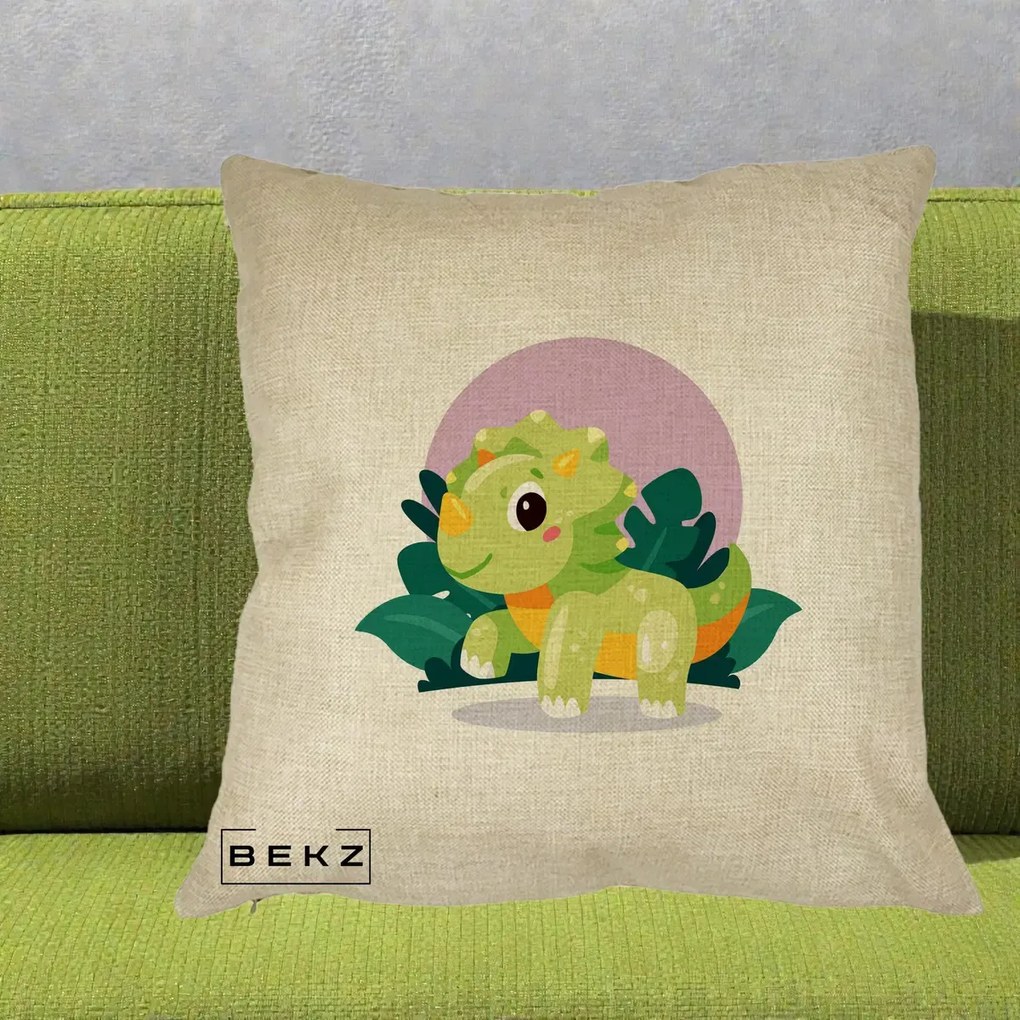 Perna Decorativa Triceratops Kawaii Verde, 40x40 cm, Crem, Husa Detasabila, Perna Inclusa, BEKZ®