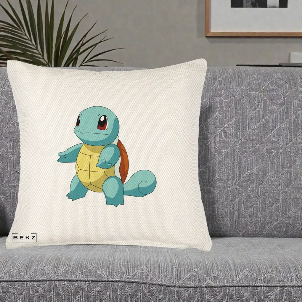 Perna Personalizata Squirtle Pokemon, 40x40 cm, Crem Reliefat, Husa Detasabila, Perna Inclusa, BEKZ®
