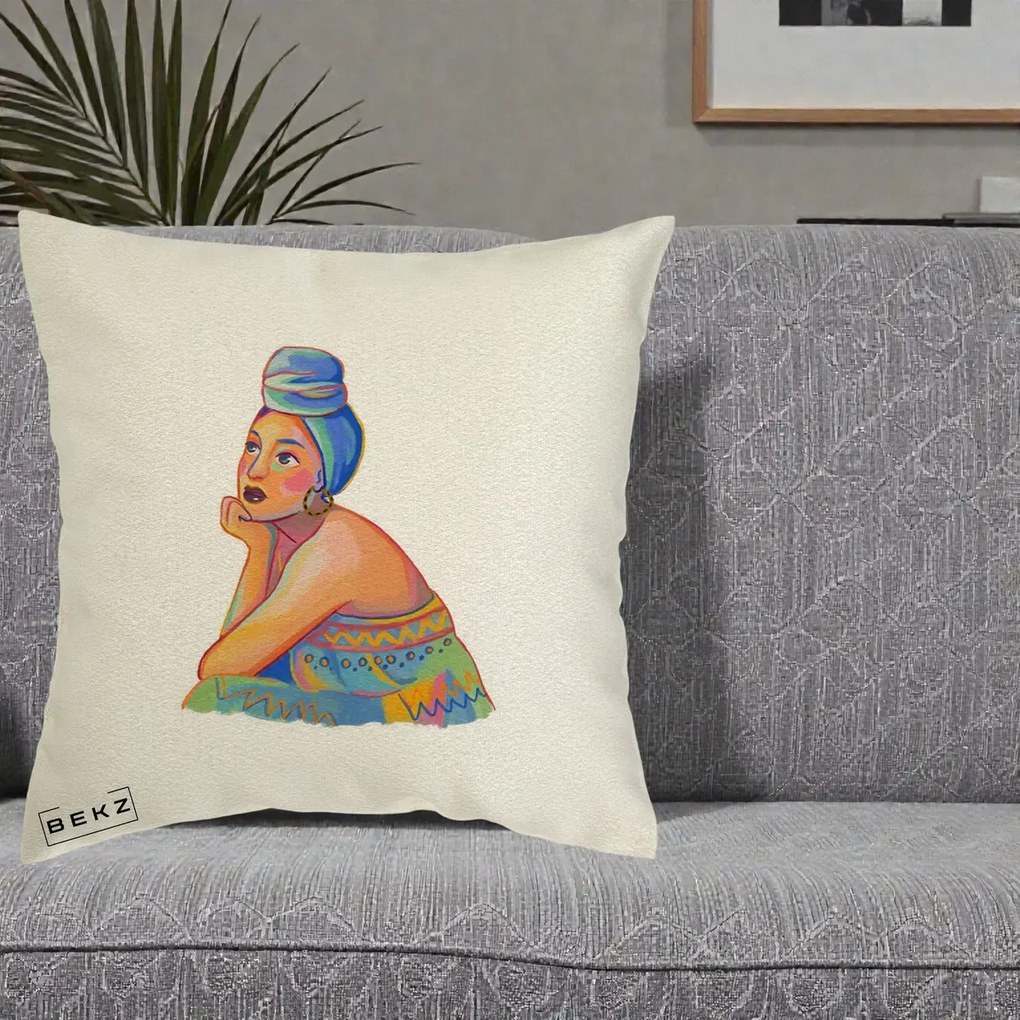 Perna Decorativa Portret Femeie Contemplativa, 40x40 cm, Ecru, Husa Detasabila, Perna Inclusa, BEKZ®