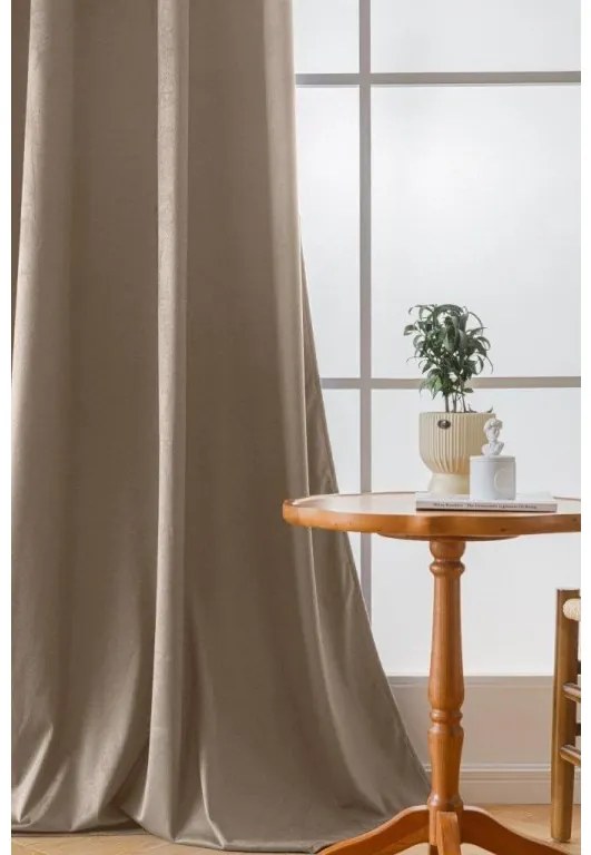 Perdea opaca bej deschis VELVET 140x250 cm Agatat: Inele metalice