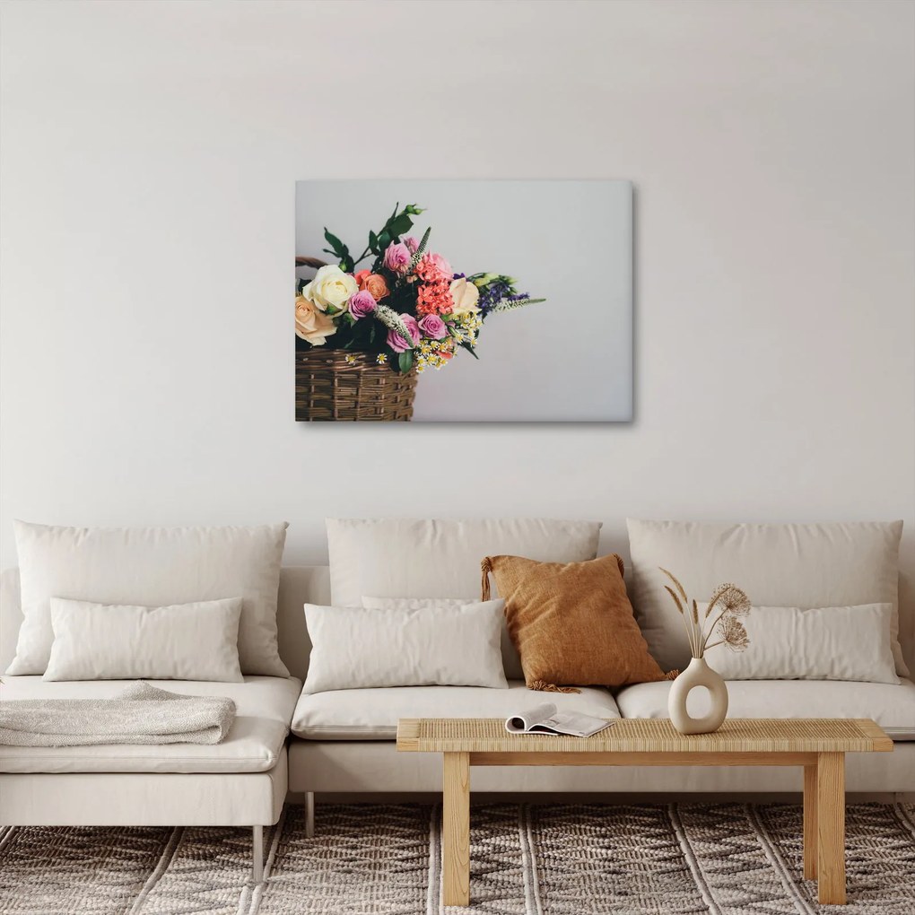 Tablou cu coș și flori (70x50 cm)