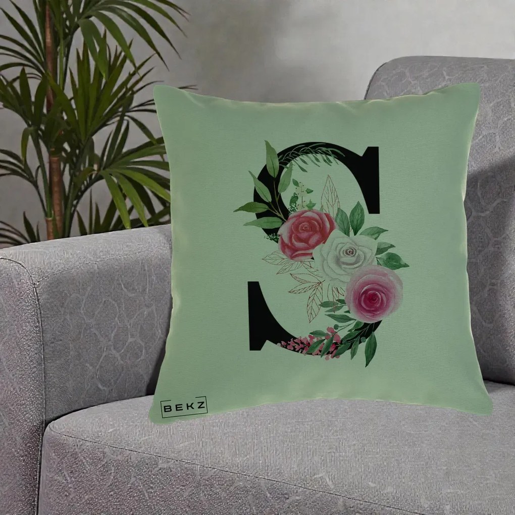 Cadou Personalizat - Perna Personalizata Monograma Florala Litera S, 40x40 cm, Verde, Husa Detasabila, Perna Inclusa, BEKZ®