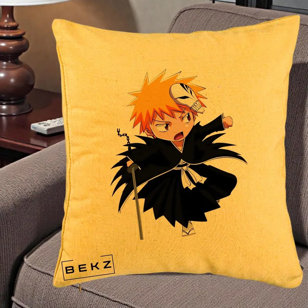 Perna Personalizata Bleach Ichigo Chibi cu Masca, 40x40 cm, Galben, Husa Detasabila, Perna Inclusa, BEKZ®