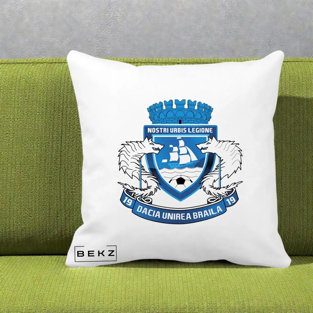 Perna Personalizata Dacia Unirea Braila 1919 Fotbal, 40x40 cm, Alba Mata, Husa Detasabila, Perna Inclusa, BEKZ®