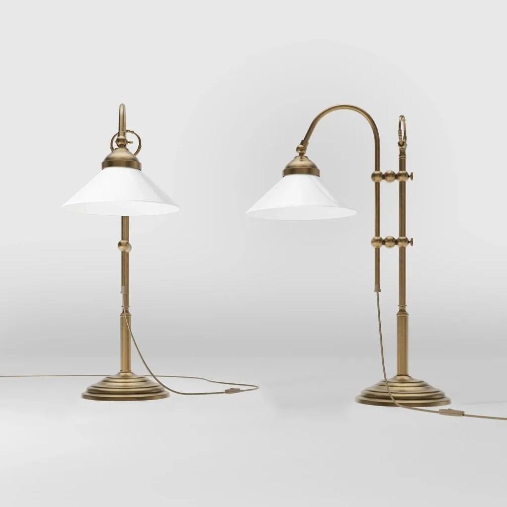 Lampa de masa stil clasic italian din alama Fiordo