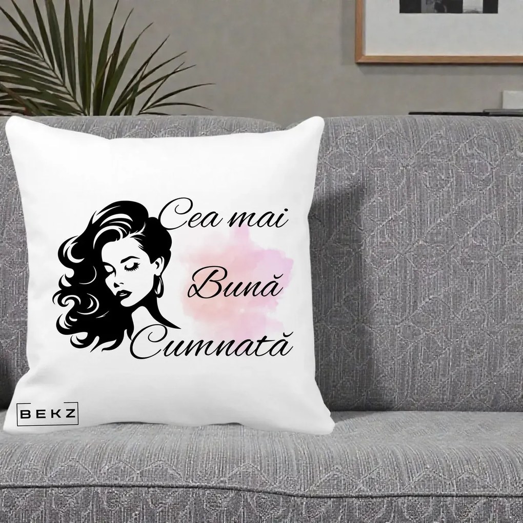 Cadou pentru Cumnata - Perna Personalizata Cea mai Buna Cumnata cu Silueta Dama si Pete Roz, 40x40 cm, Alba Mata, Husa Detasabila, Perna Inclusa, BEKZ®
