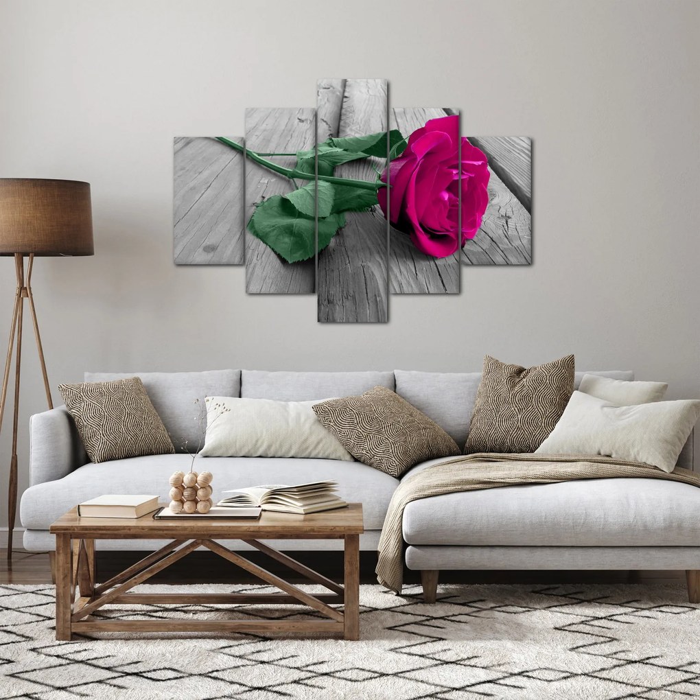 Tablou - Trandafir roz cu tulpina verde (150x105 cm)