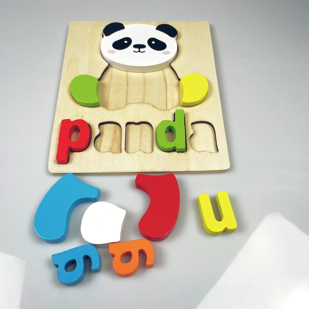 Puzzle din lemn pentru copii "Urs panda"