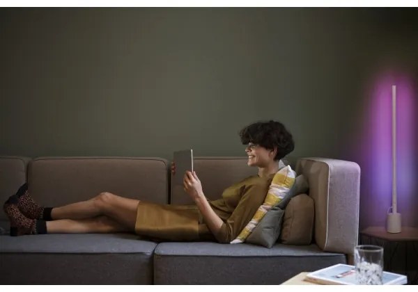 Osram - Lampă de podea SMART+ FLOOR LED RGBW, dimabilă, 8W, 230V, Wi‑Fi, cu telecomandă