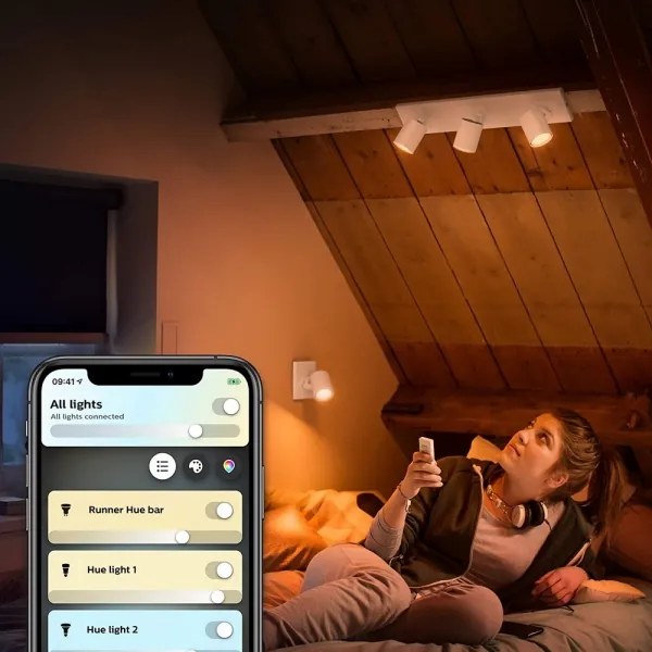 Spot LED dimabil Philips Hue RUNNER 1xGU10/4,2W/230V alb + telecomandă