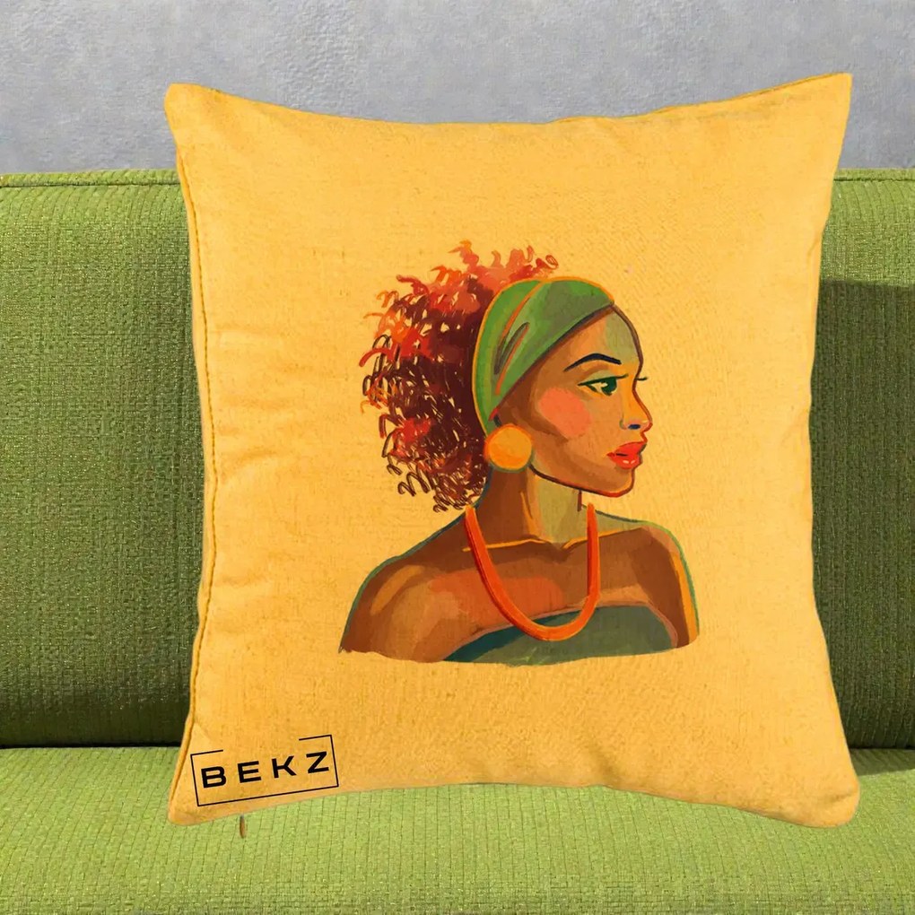 Perna Decorativa Portret Femeie Urbana Acuarela, 40x40 cm, Galben, Husa Detasabila, Perna Inclusa, BEKZ®