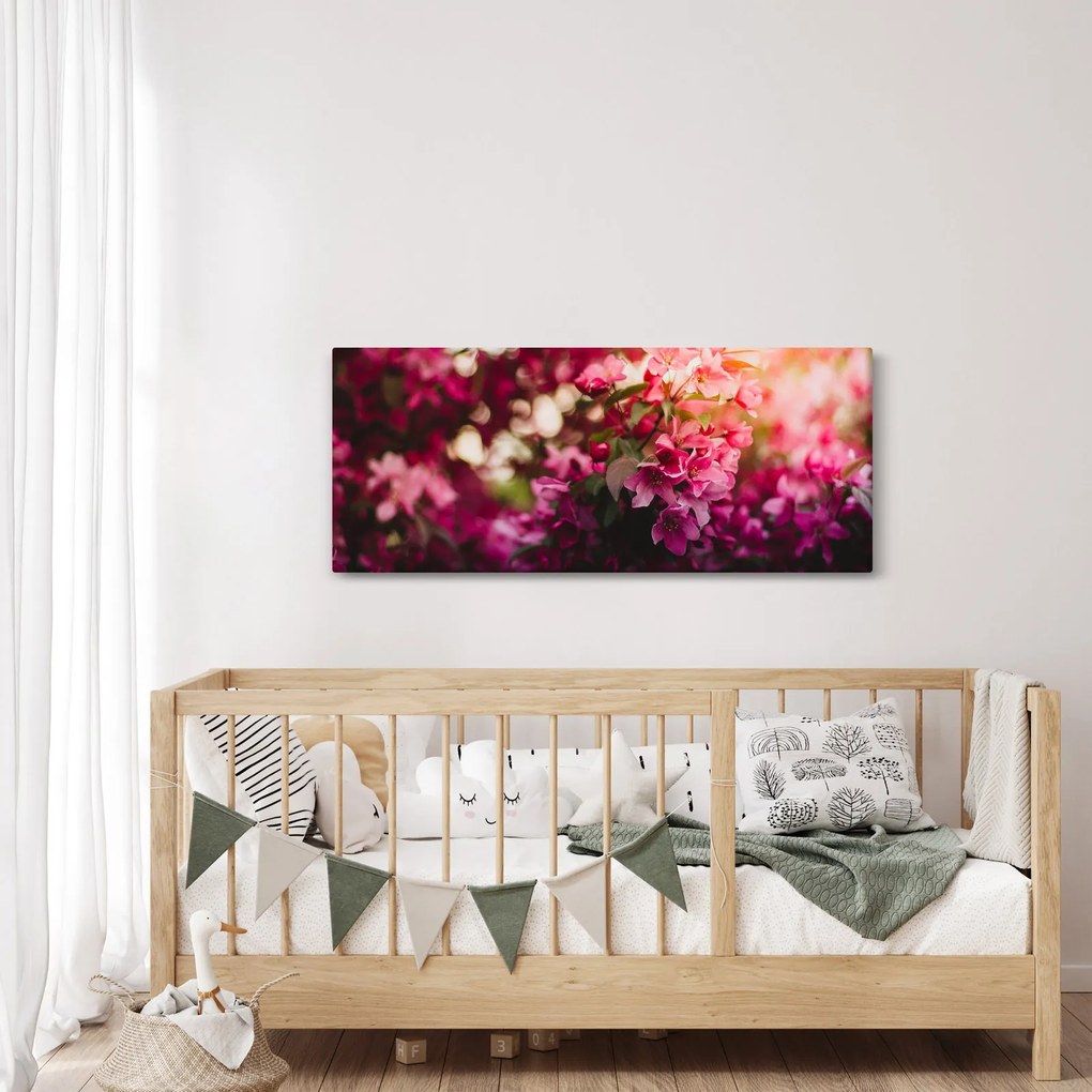 Tablou cu florile tufișului înflorit (120x50 cm)