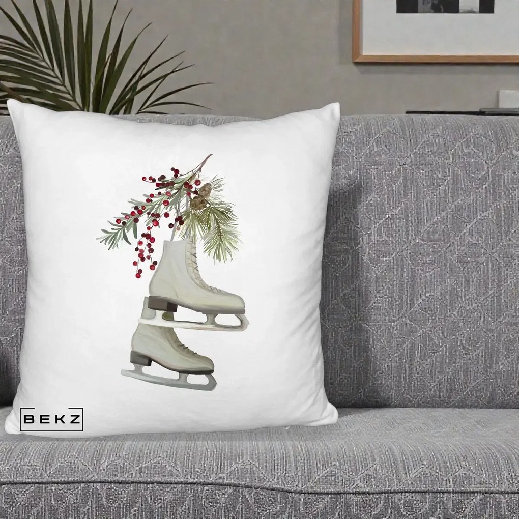 Perna Decorativa Patine cu Ramuri de Brad si Afine, 40x40 cm, Alb Pufos, Husa Detasabila, Perna Inclusa, BEKZ®