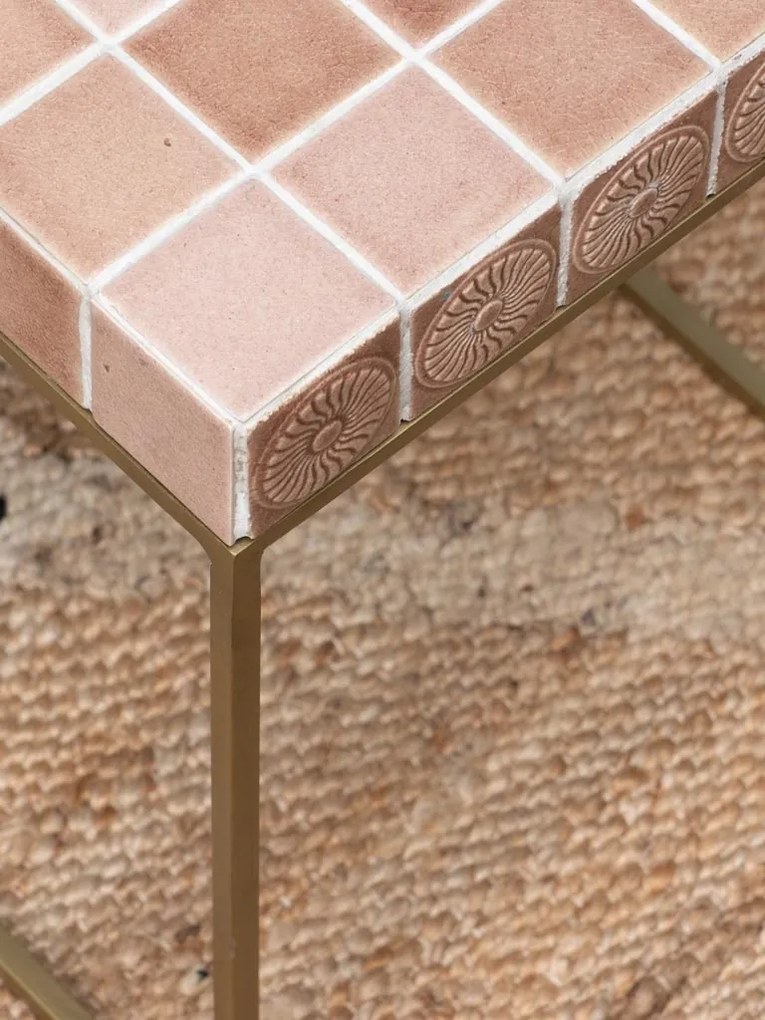 Masuta laterala, din metal si ceramica, pink Algarve
