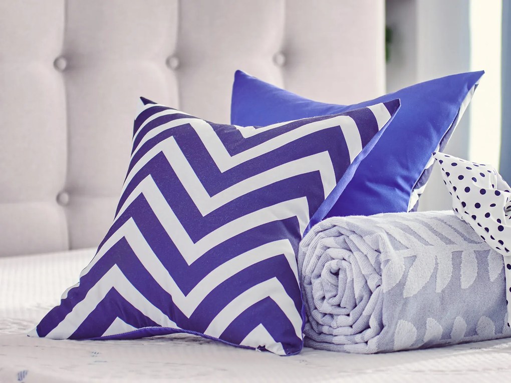 Pernă decorativă Happy Dream 45x45 cm PATRIOTBLUE