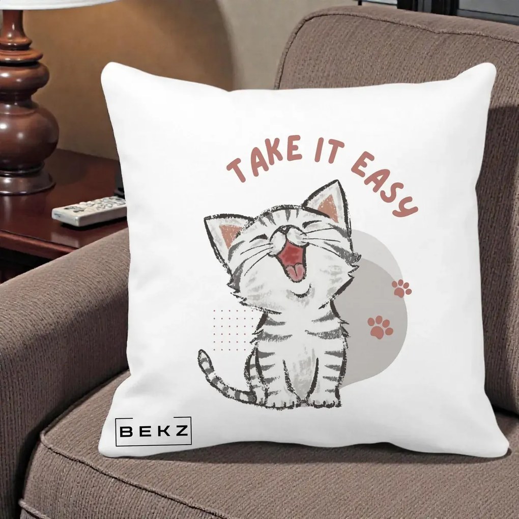 Perna Personalizata Take It Easy Cat, 40x40 cm, Alba Mata, Husa Detasabila, Perna Inclusa, BEKZ®