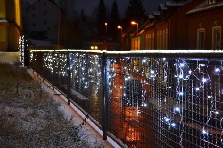 Instalație luminoasă Crăciun, tip perdea ploaie, - 2.7m, 72 LED, alb rece