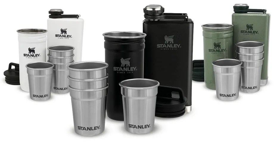 Set sticlă și pahare de tărie negru 6 buc. din oțel inoxidabil 250 ml Adventure Black – Stanley