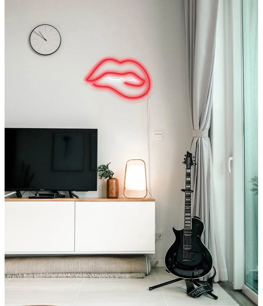 Decorațiune luminoasă de perete Candy Shock Biting Lips, 40 x 36 cm, roșu