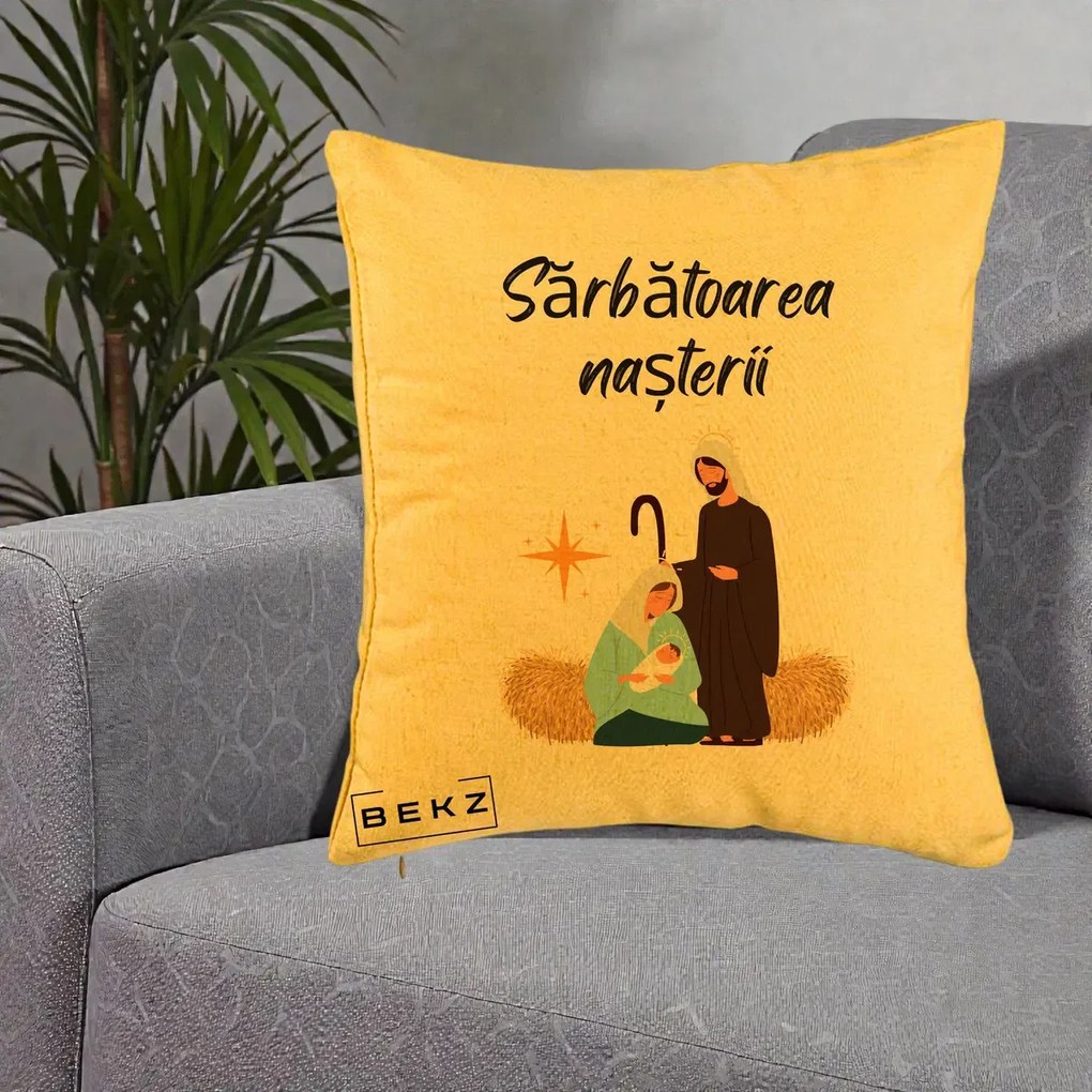 Perna Decorativa Nasterea Domnului Sfanta Familie Sarbatoarea Nasterii, 40x40 cm, Galben, Husa Detasabila, Perna Inclusa, BEKZ®
