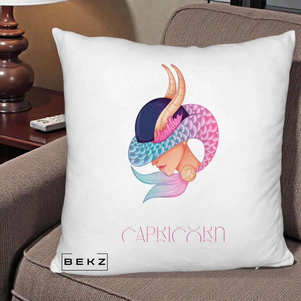 Perna Personalizata Zodiac Capricorn Cowgirl, 40x40 cm, Alb Pufos, Husa Detasabila, Perna Inclusa, BEKZ®