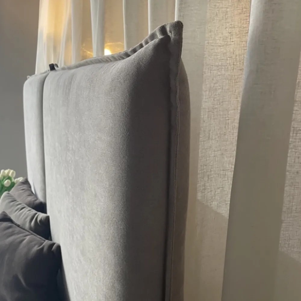 Pat tapitat IZZA, gri, cu lada de depozitare