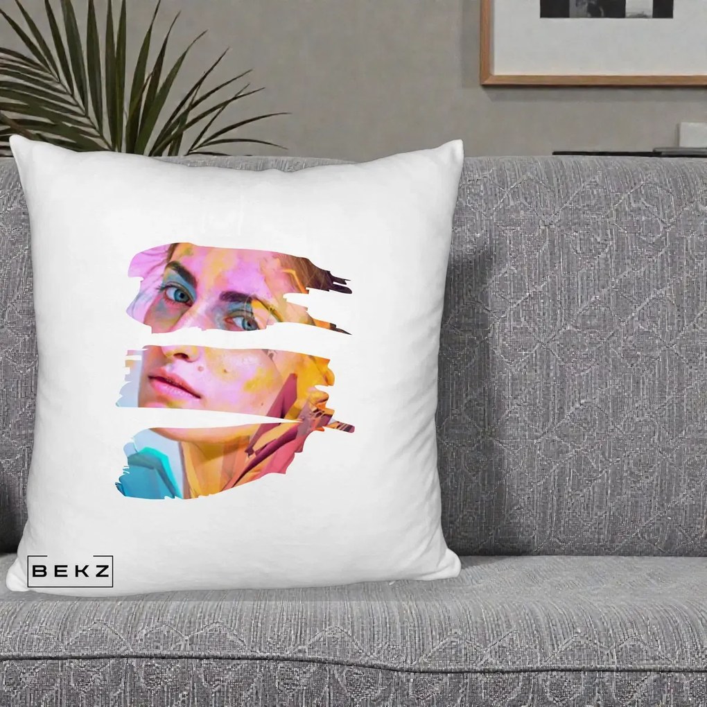 Perna Decorativa Portret Femeie Fragmentat Colorat, 40x40 cm, Alb Pufos, Husa Detasabila, Perna Inclusa, BEKZ®