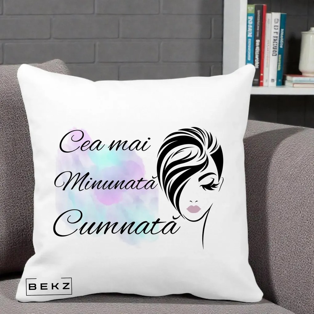 Cadou pentru Cumnata - Perna Personalizata Cea mai Minunata Cumnata cu Silueta Dama si Pete Multicolor, 40x40 cm, Alba Mata, Husa Detasabila, Perna Inclusa, BEKZ®