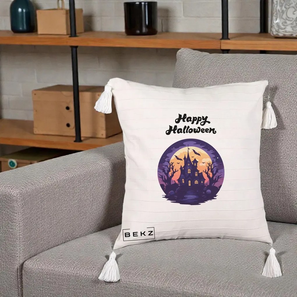 Perna Decorativa Happy Halloween Casa Bantuita Violet, 40x40 cm, Bej cu Franjuri, Husa Detasabila, Perna Inclusa, BEKZ®