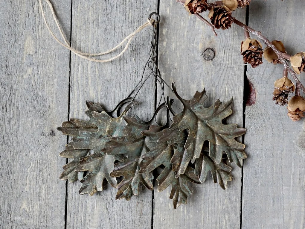 Manunchi frunze decorative din alama antichizata.
