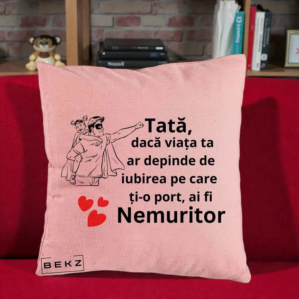 Cadou pentru Tata - Perna Personalizata Tata Nemuritor Supererou cu Masca, 40x40 cm, Roz, Husa Detasabila, Perna Inclusa, BEKZ®