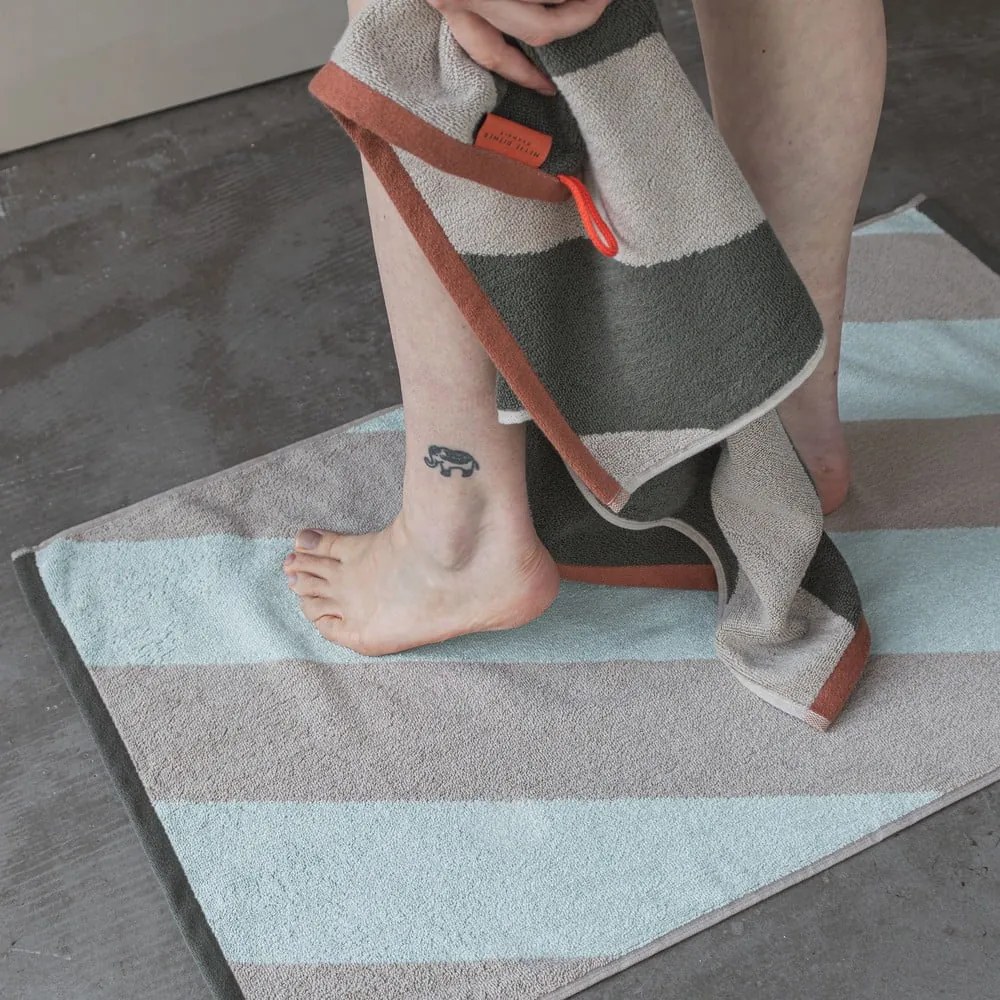 Covoraș de baie verde mentă din bumbac organic 50x80 cm Diagonal – Mette Ditmer Denmark