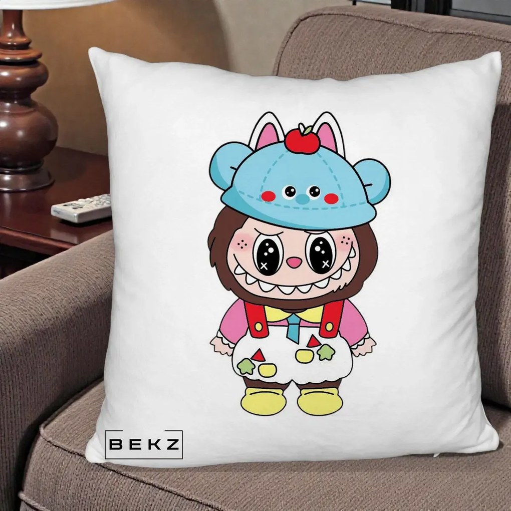 Perna Personalizata Labubu x Urs Albastru Colorat, 40x40 cm, Alb Pufos, Husa Detasabila, Perna Inclusa, BEKZ®