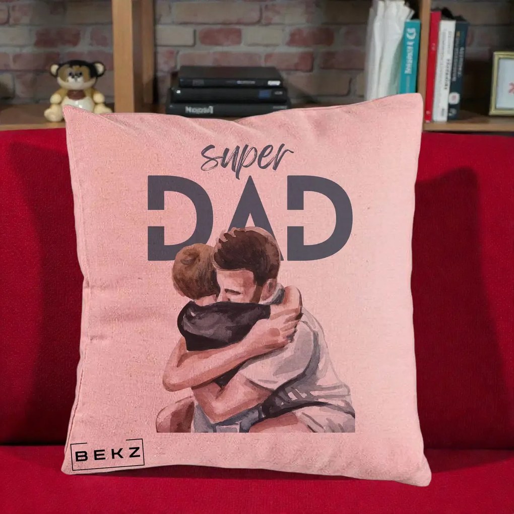 Cadou pentru Tata - Perna Personalizata Super Dad Tata si Fiu Imbratisare, 40x40 cm, Roz, Husa Detasabila, Perna Inclusa, BEKZ®
