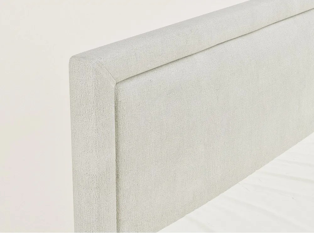 Pat boxspring crem cu spațiu de depozitare 200x200 cm Fresco – Maison de Rêve