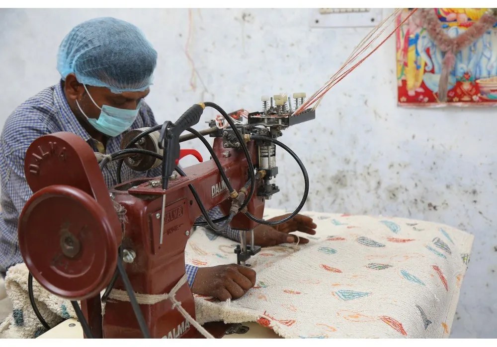 Covor crem lavabil/țesut manual din bumbac 140x200 cm Terrazzo Marble – Lorena Canals