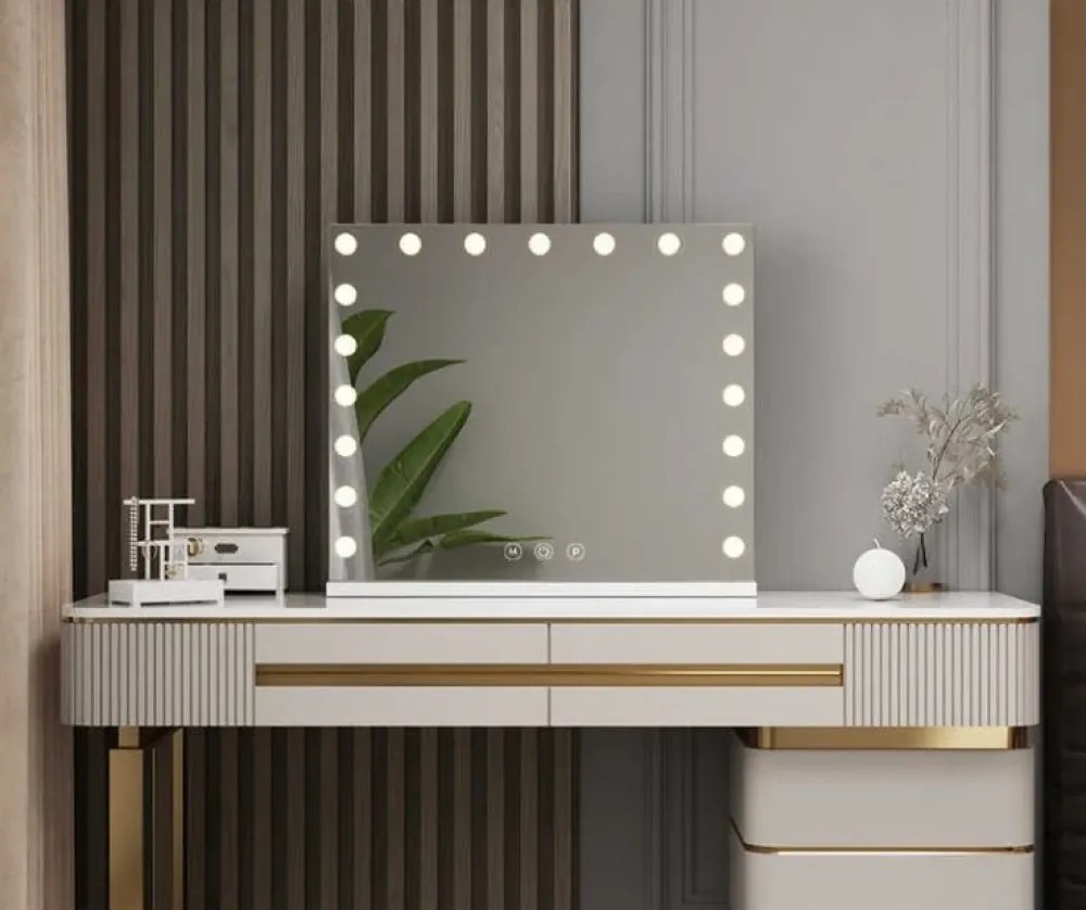 Oglindă cosmetică, iluminată, 15 becuri LED, conexiune Bluetooth, Difuzor, USB, Control Touch, Luminozitate Reglabilă, GLAM BLUETOOTH 58x46 cm