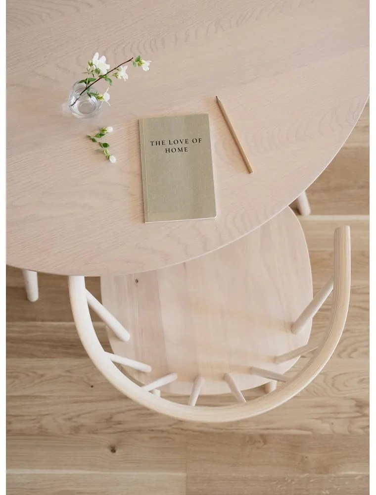 Masă de dining rotundă cu blat cu aspect de lemn de stejar 115x115 cm Yumi - Rowico