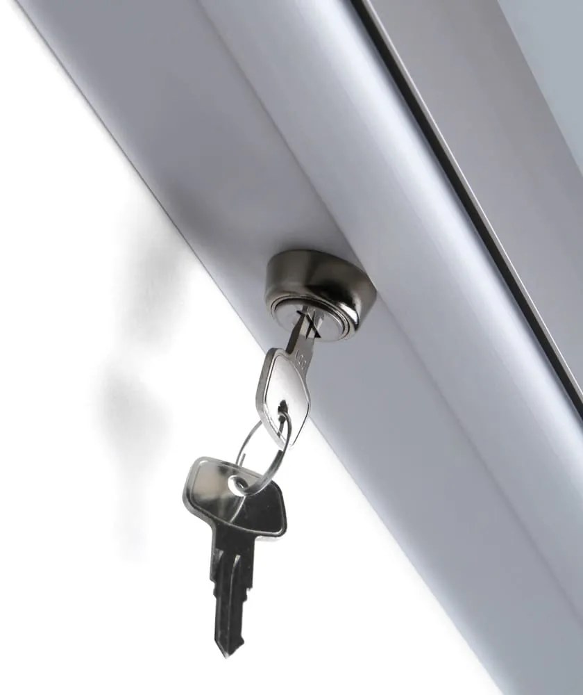 Vitrina de exterioare cu incuietoare pentru informatii 6 x A4 - spate din tabla, tip L, aluminiu