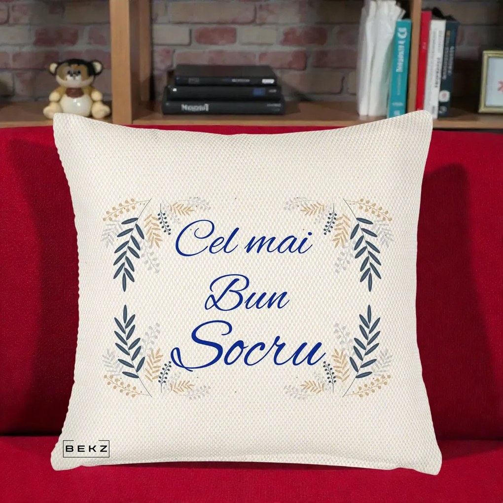 Cadou pentru Socru - Perna Personalizata Cel mai Bun Socru cu Ramuri Frunze Albastre si Aurii, 40x40 cm, Crem Reliefat, Husa Detasabila, Perna Inclusa, BEKZ®